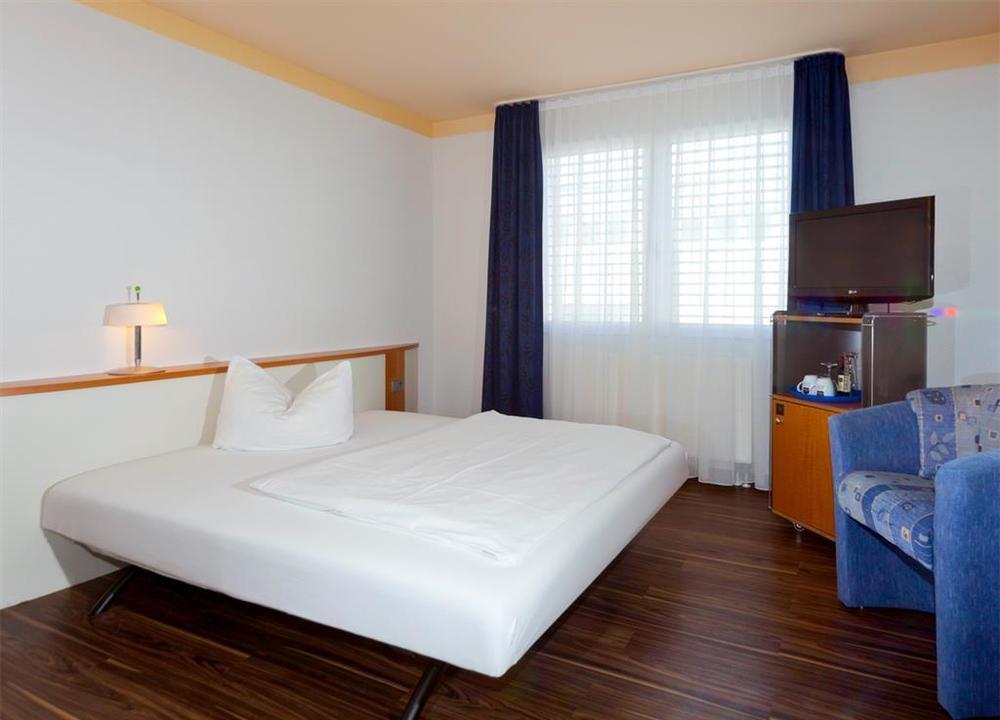 Ibis Styles Filderstadt Stuttgart Messe Room photo